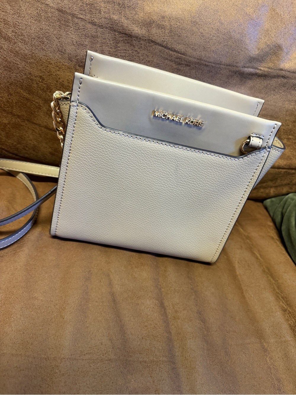 Michael Kors Beige Crossbody Small Gold Chain Hardware